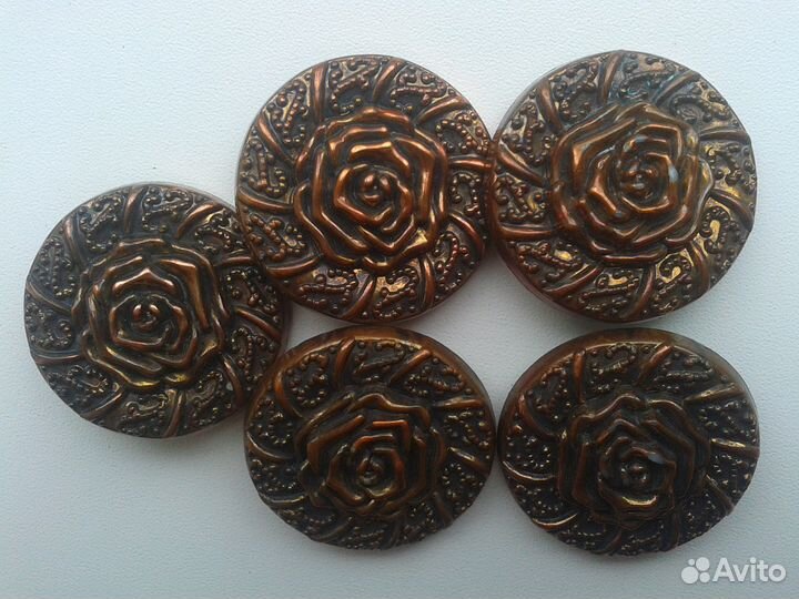 Пуговица оригинальная