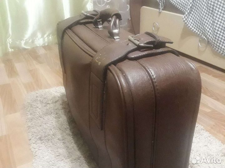 Кожаный чемодан СССР