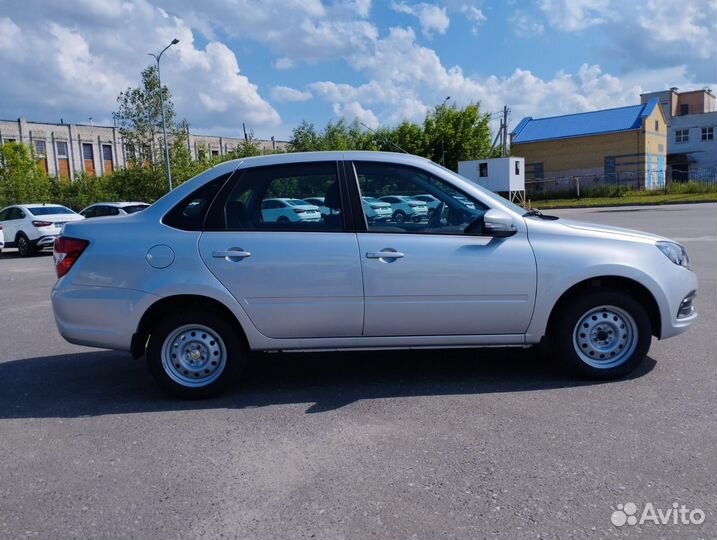 LADA Granta 1.6 МТ, 2023