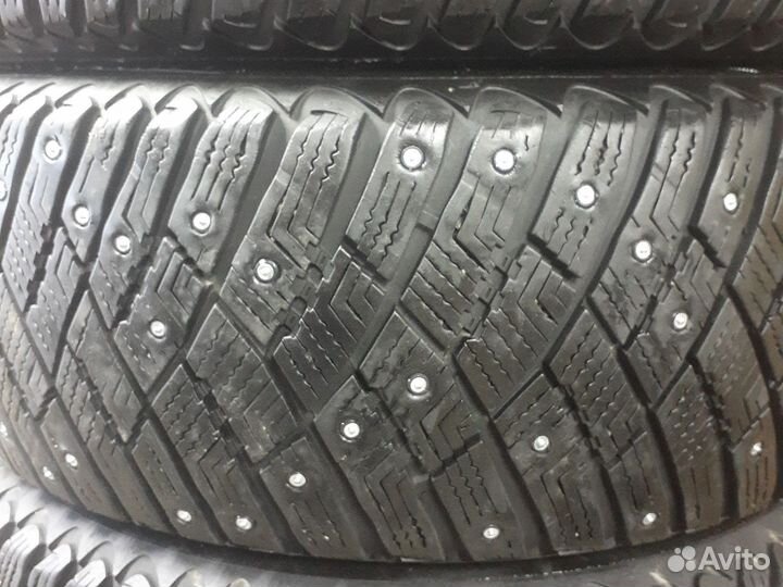 Goodyear Ultragrip Ice Arctic 205/55 R16 94T