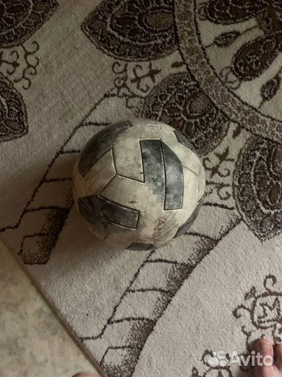 Футбольный мяч adidas telstar fifa 2018