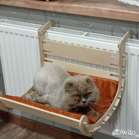 Подвесной гамак на батарею для кошек