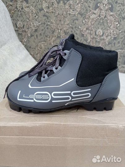 Лыжные ботинки размер 34