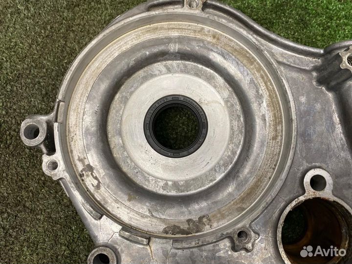 Крышка передняя ГБЦ Mercedes-Benz M120