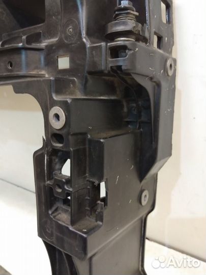 Панель передняя (телевизор) Volkswagen Tiguan 2