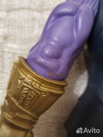 Игрушка фигурка Танос