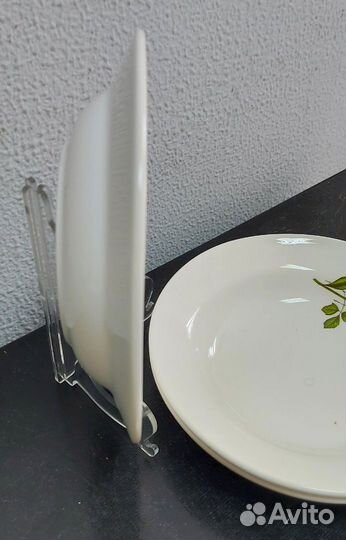 Фаянсовая посуда тарелки