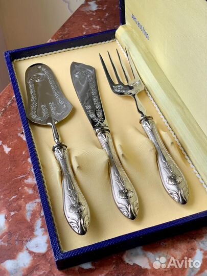 Набор серебряных приборов Италия антик