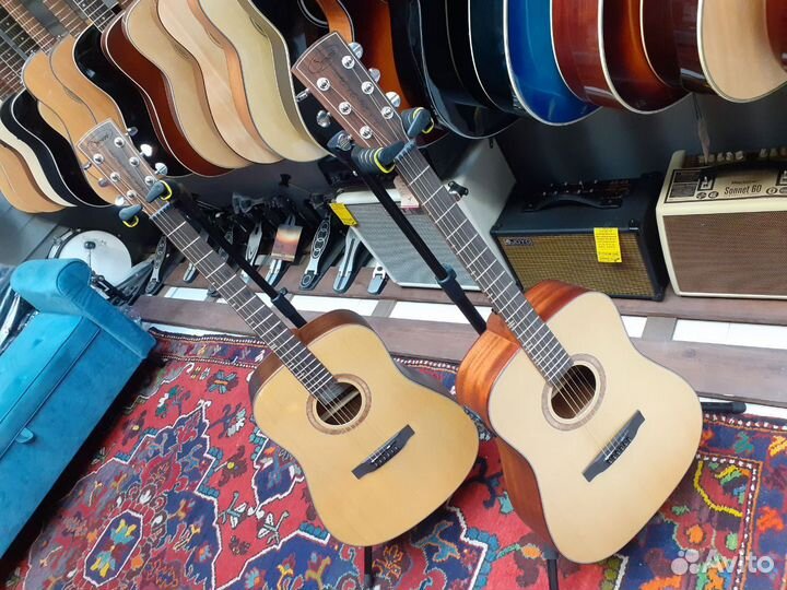 Трансакустическая гитара