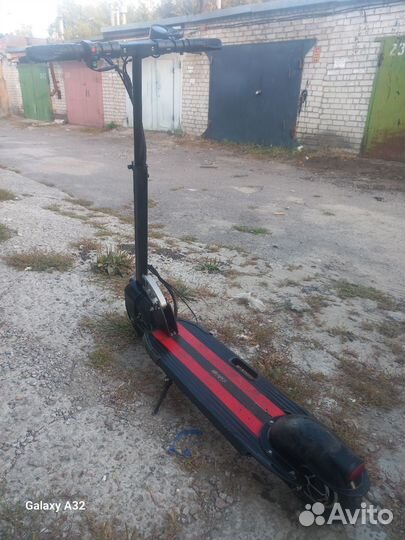 Самокат взрослый электрический бу