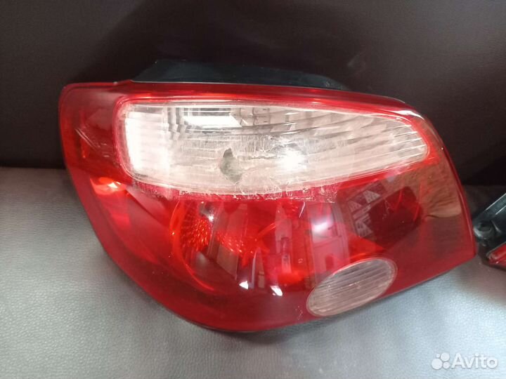 Задние фары Митсубиси outlander 1