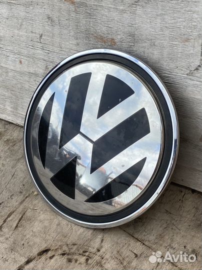 Эмблема для дистроника Volkswagen Passat Cc