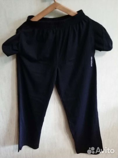 Костюм спортивный женский. 48 размер, новый