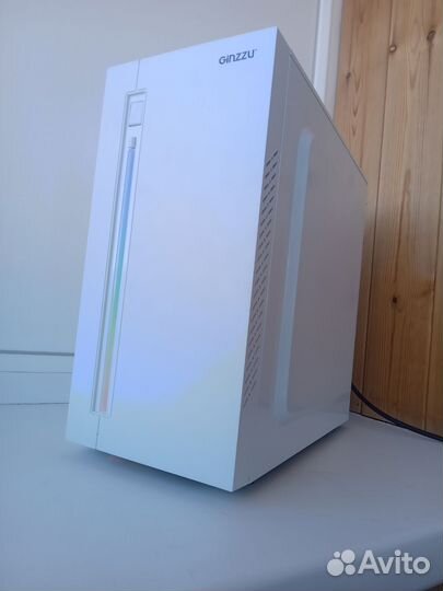Компьютер: GTX, i3, HyperX