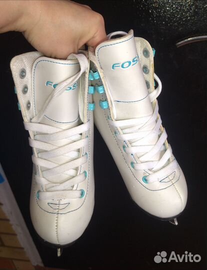 Продам коньки детские