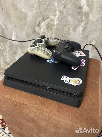 Sony playstation 4 PS4 slim 1tb