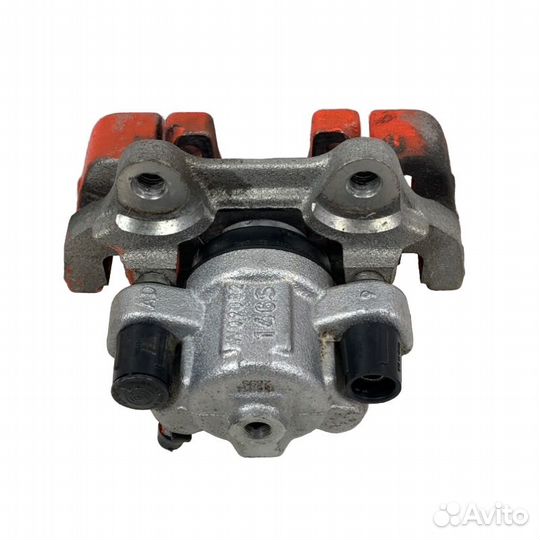 Суппорт тормозной BMW 3-series 5 поколение (E), 2005 - 2013 задний правый