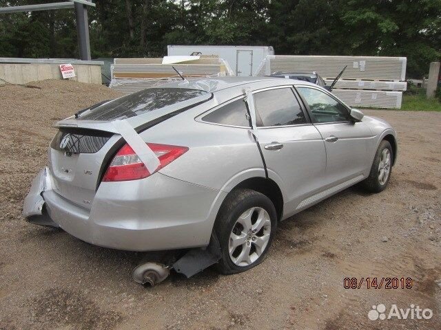 Разбор на запчасти Honda Crosstour