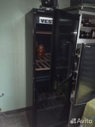 Холодильник vestfrost VKG 570