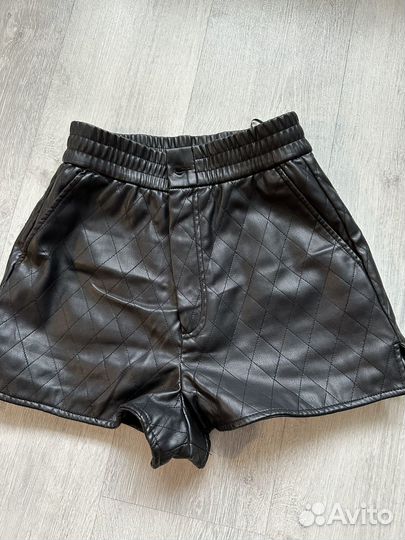 Шорты женские кожаные