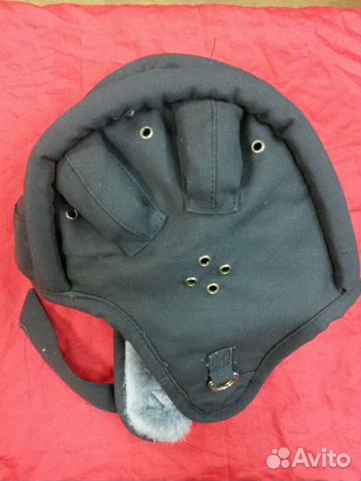 Шлем прыжковый зимний