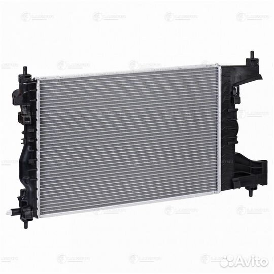 Luzar LRC 05153 Радиатор охл. для ам Chevrolet Cru