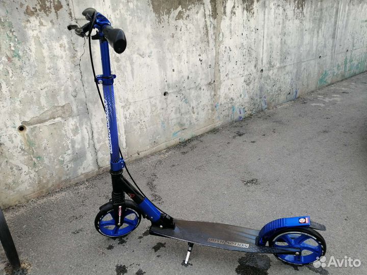 Продам подростковый самокат