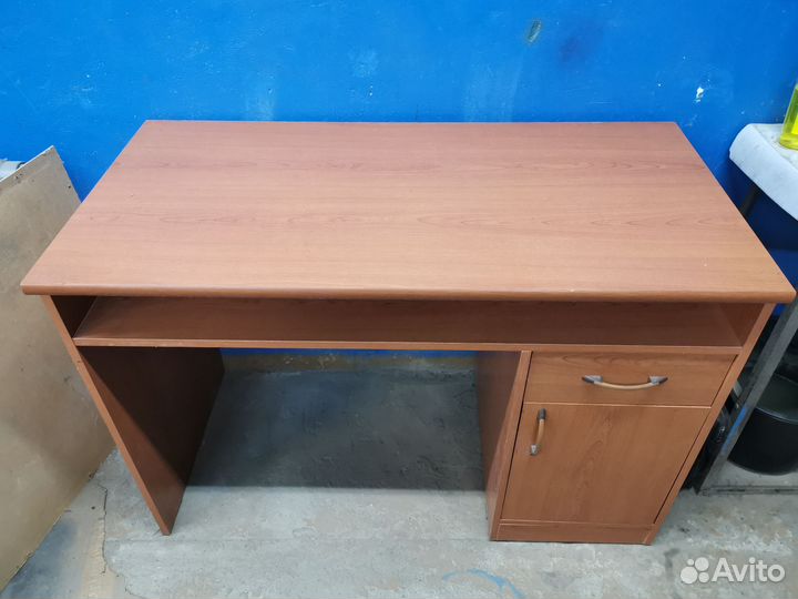 Офисная мебель бу столы