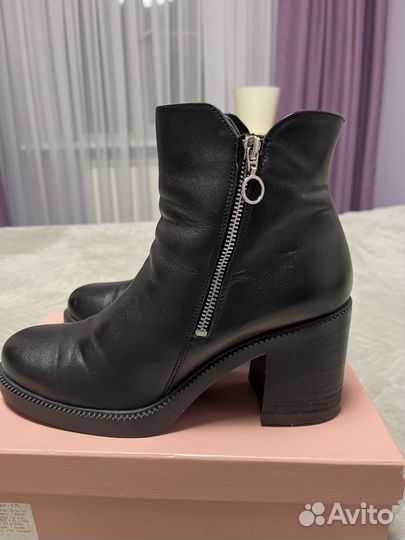 Ботинки демисезонные 40 размер