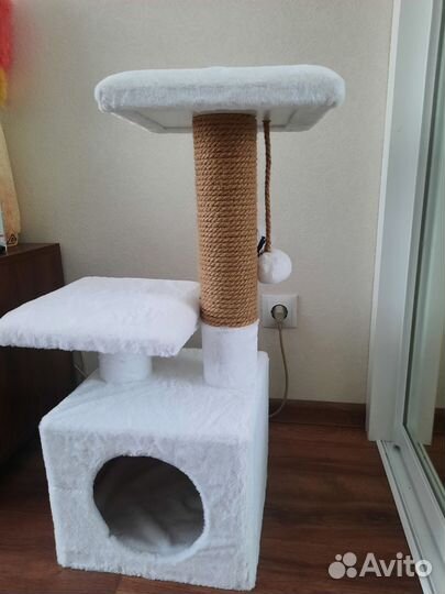Домик для кошки с когтеточкой новый