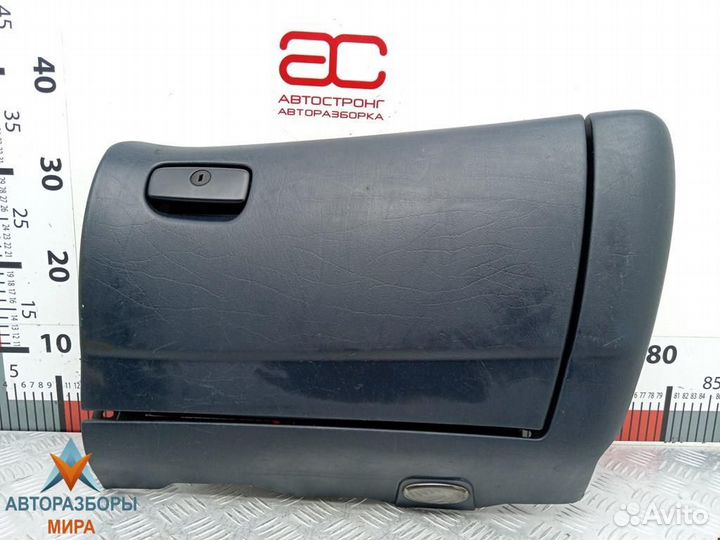 Бардачок Volkswagen Sharan 1998 1026295