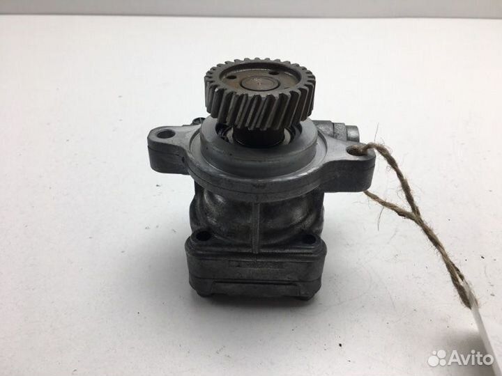 Насос гидроусилителя Isuzu Bighorn UBS73DW 4JX1