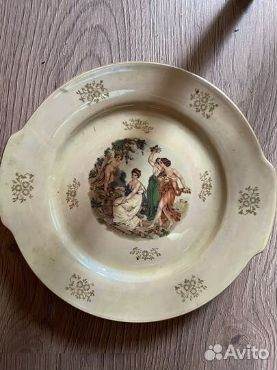 5 тарелок и блюдо из сервиза Малонна