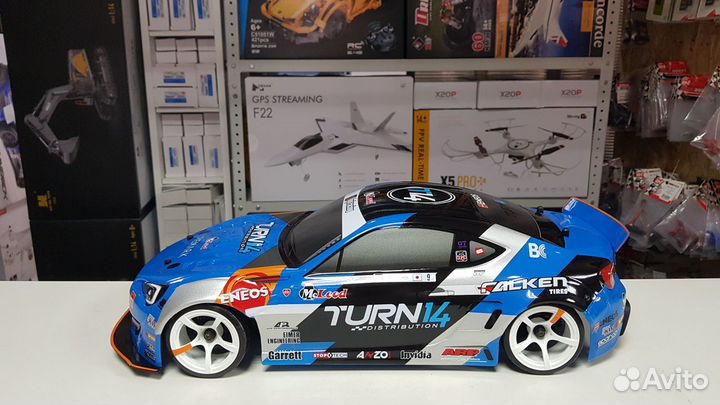 Радиоуправляемая машина для дрифта 1/10 4WD - RS4