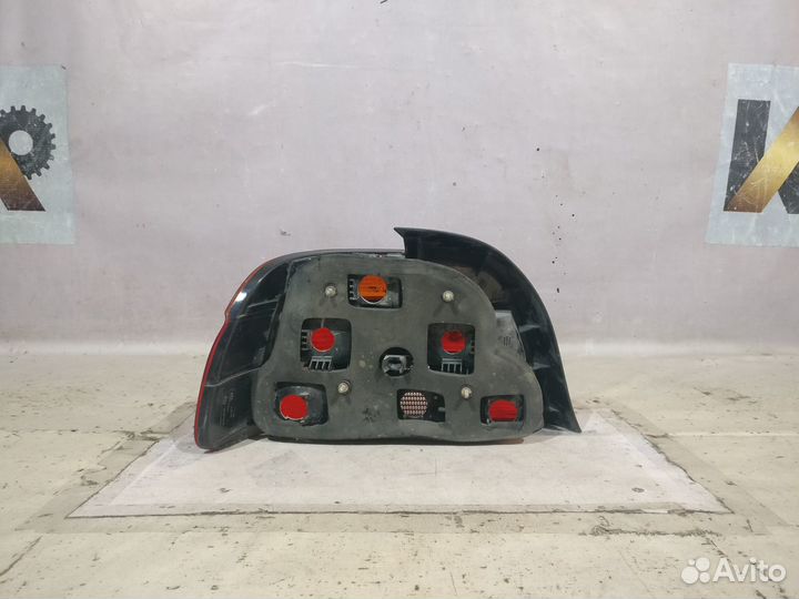 Бмв 5 E39 1995-2000 Фонарь правый 16586
