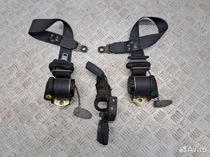 Ремень безопасности задний Chevrolet Blazer 4.3