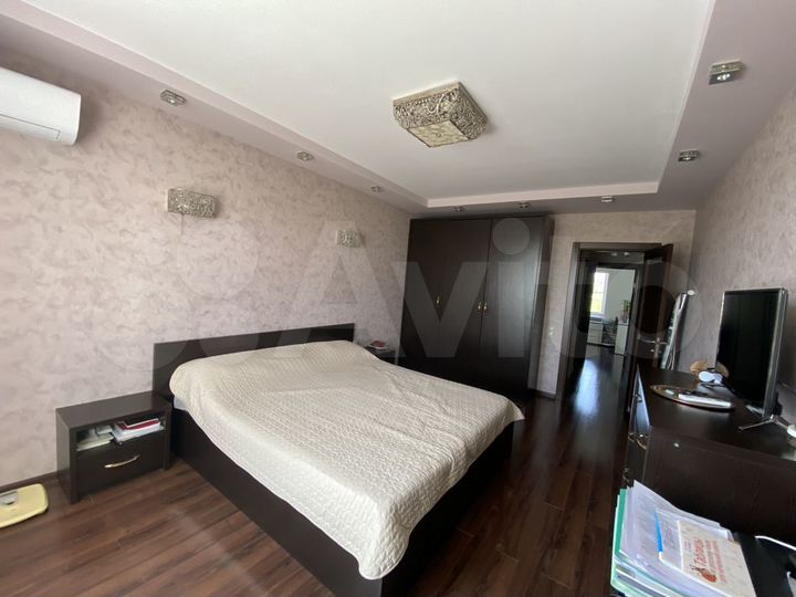 3-к. квартира, 74 м², 4/6 эт.