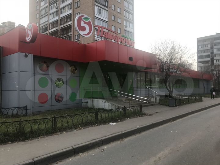 Торговая площадь, 65 м²