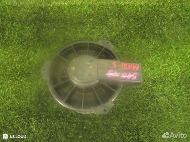 Мотор печки на suzuki wagon R MH21S K6A