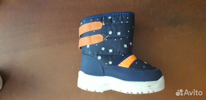 Детские ботинки