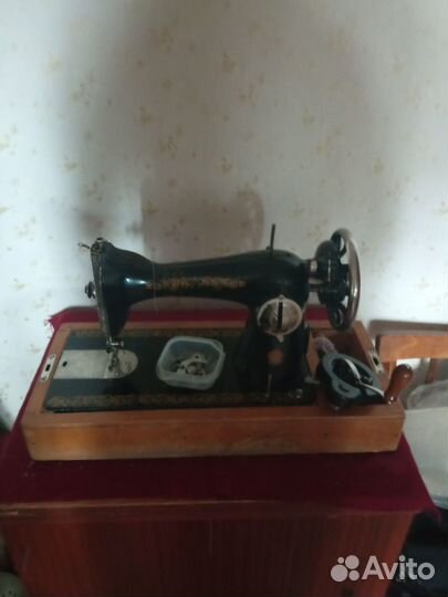 Швейная машинка подольская ручная