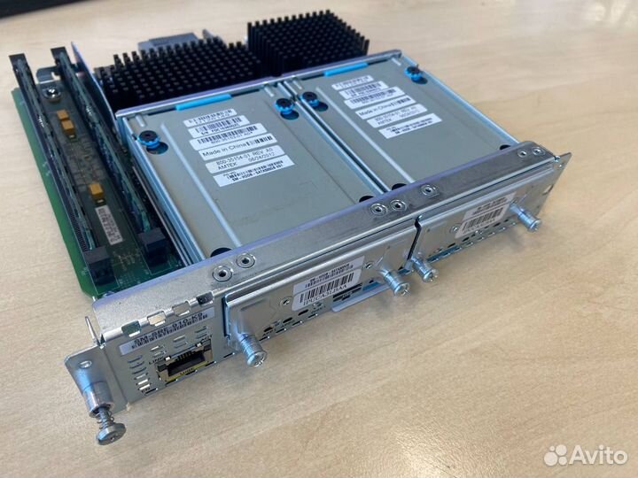 Модуль Cisco SM-SRE-900-K9