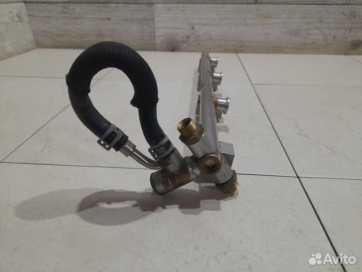 Топливная рампа VW Touareg NF / Phaeton