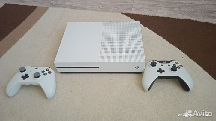 Xbox One s 500 gb