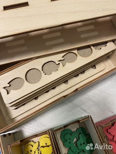 Игрушка сортер деревянный комод