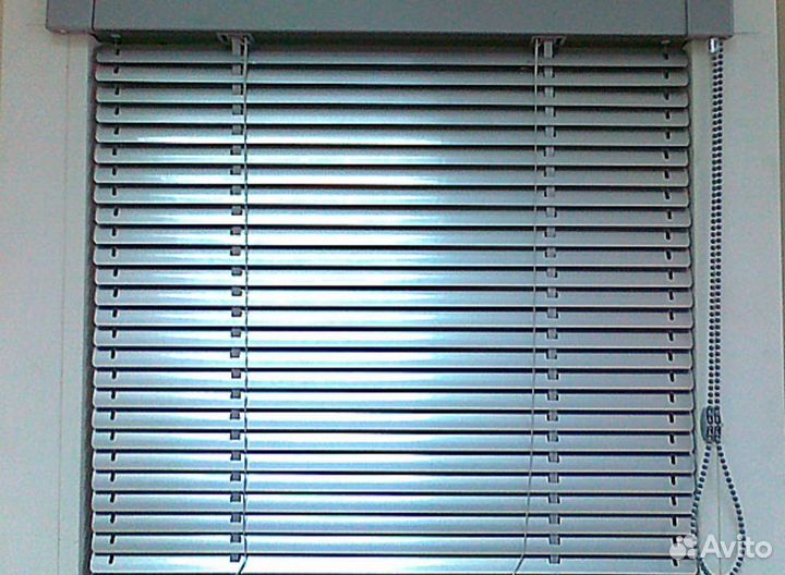 Жалюзи горизонтальные металлические