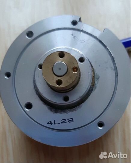 Магнитная головка к видеомагнитофону