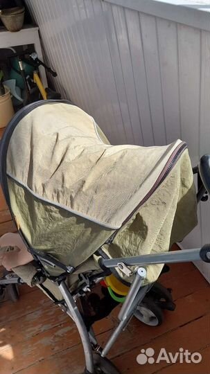 Прогулочная коляска трость