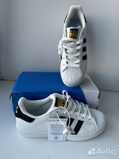 Кроссовки adidas superstar