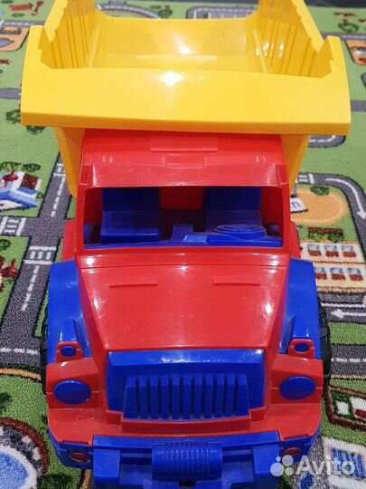 Грузовик машинка толокар